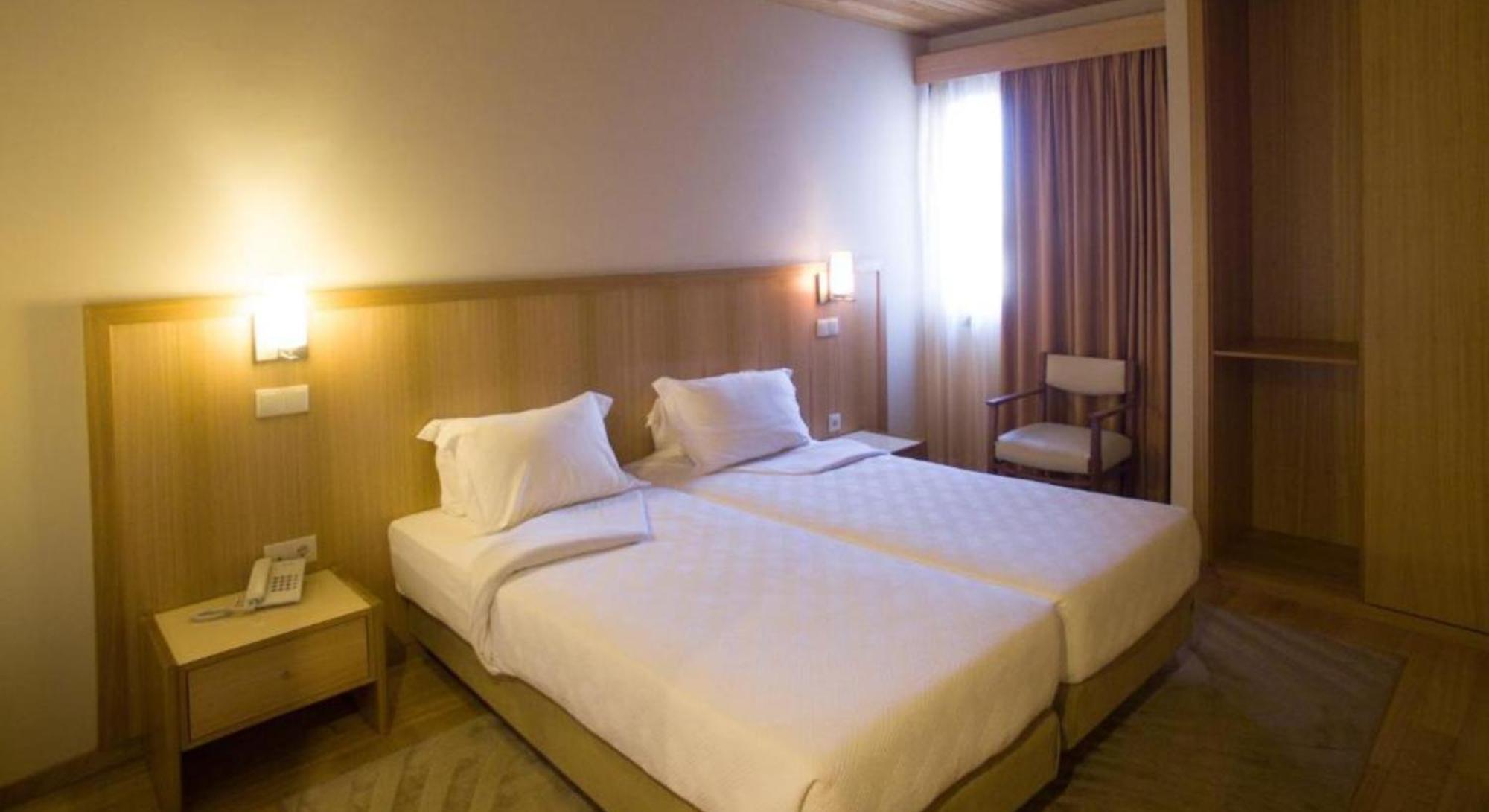 Hotel Santo Andre Повуа-ди-Варзин Экстерьер фото