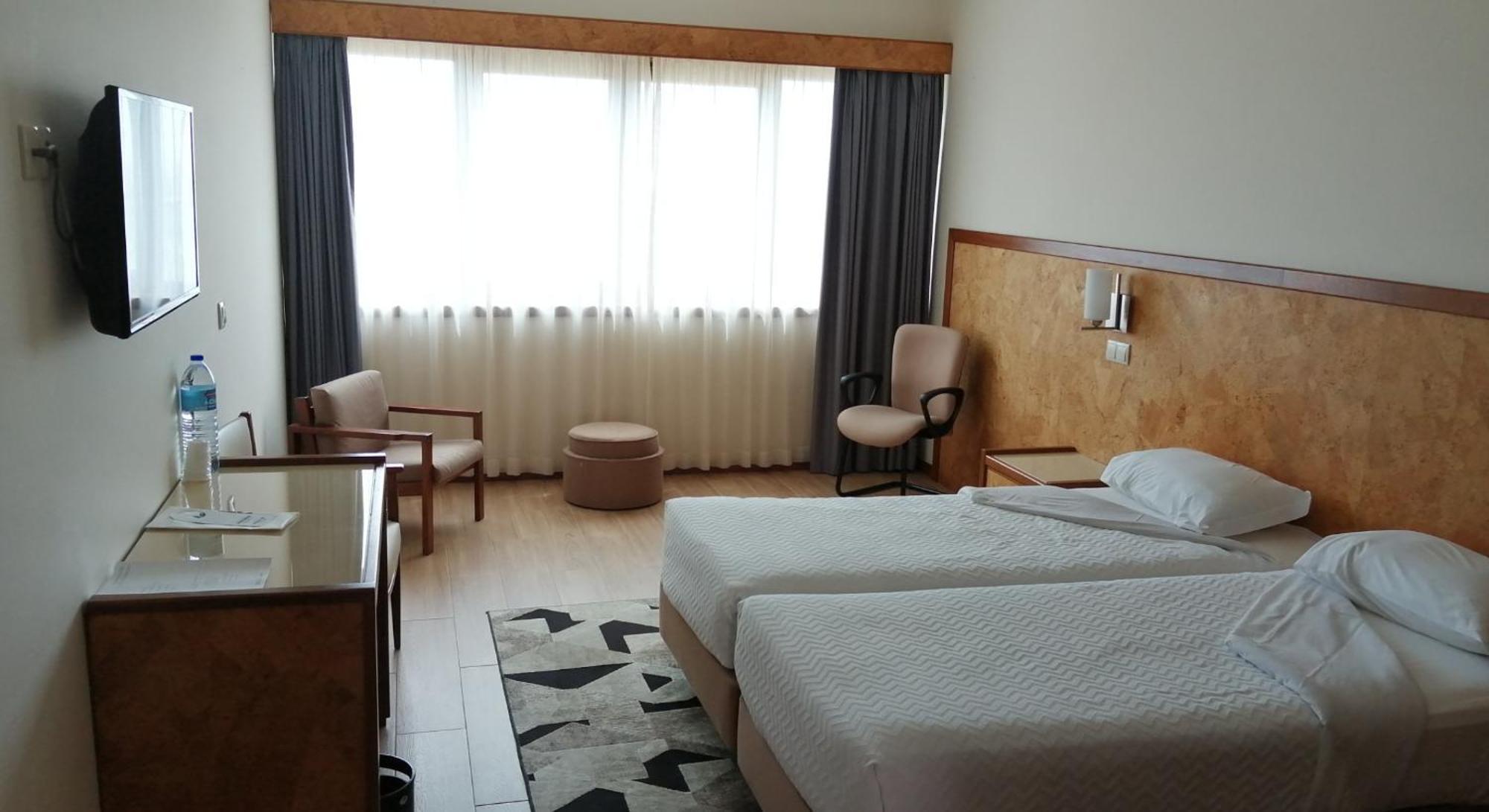 Hotel Santo Andre Повуа-ди-Варзин Экстерьер фото