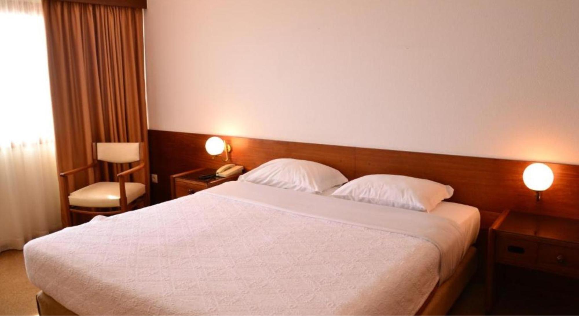 Hotel Santo Andre Повуа-ди-Варзин Экстерьер фото